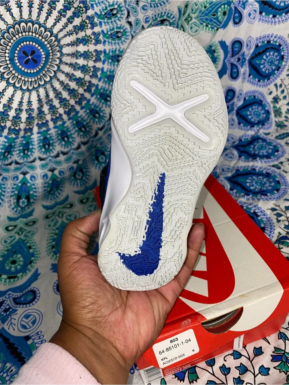 Nike lightweight sneaker